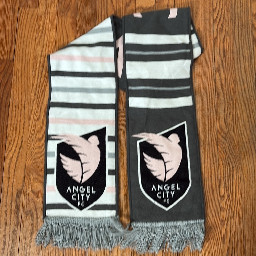 Ruffneck Angel City FC ACFC Stripe Wordmark Woven‎ Scarf Pink Grey